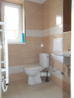 Prenájom bytu 2 + 1 v Čadci - centrum - 7