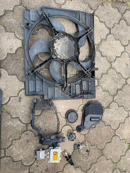 BMW e60 Zadný naraznik kryt motora svetlo bixenon - 7