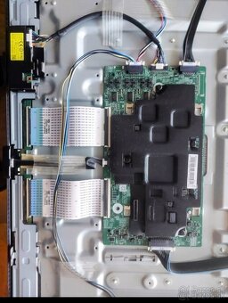 Samsung Q65Q9FNAT diely - 7