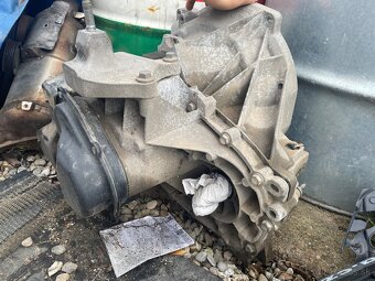 Ford fiesta motor 1.4 benzi - 7