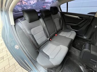 VW PASSAT B7 2.0 TDI - 7
