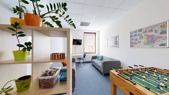 Flexibilné obchodné priestory v centre Trnavy – až 14 miestn - 7