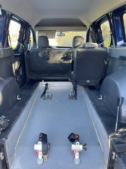 Dacia Dokker: rampa pro převoz vozíčkáře - 7