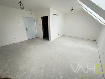 Na predaj 1.izb. byt v BAKER STREET RESIDENCE, 28m2, histori - 7