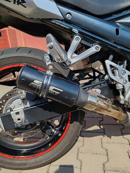 Suzuki GSX650F - 7