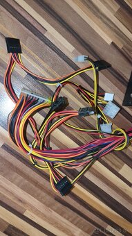 PC Skrina + Zdroj 450w + DVD | Inter-Tech K1 - 7