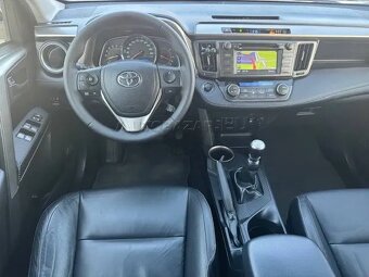 Toyota RAV4 2.2 l D-4D Premium AKONTACIA OD 0% - 7