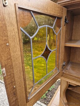 Kredenc. Pribornik. - 7