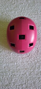 Prilba - 7