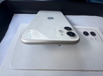 Predám iPhone 11 64GB White -Top stav -Komplet bal. - 7