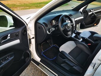 ŠKODA OCTAVIA COMBI RS 2.0TDI CR DSG+F1 125KW 170PS XENON - 7