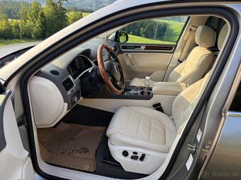 Volkswagen Touareg II 3.0 V6 TDI BMT Premium 4MOTION - 7
