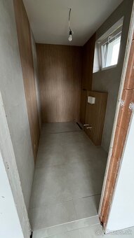 Ponúkame obkladačky prace - 7