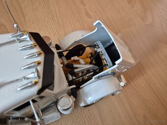 Prodám model 1:24 Peterbilt 359 s návěsem - 7