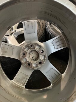 Zimna sada Audi 235/50R19 - 7