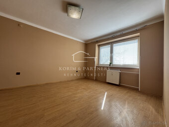 Tehlový 2 izbový zmenený na 3 izbový byt, Komárno - 7