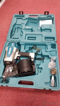 Makita AN902 klincovačka - 7