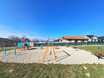 EXKLUZÍVNE – Stavebný pozemok 517 m2 s výhľadom na Vysoké Ta - 7