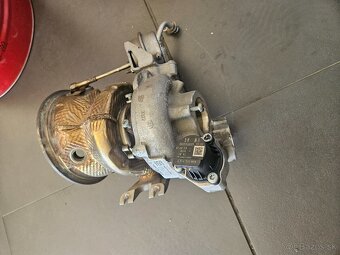 TURBO 3,0 TFSI 06M 145 689 L - 7
