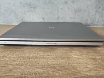 HP EliteBook - 7