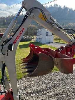 Pásový báger - Takeuchi TB216 - 7