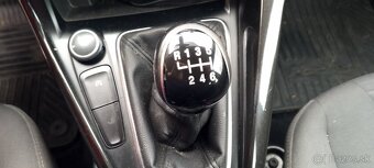 FORD FOCUS - 7
