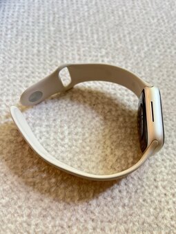 Apple Watch S7 – 41mm Starlight + krabica + nabíjačka - 7