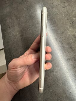 Predam Iphone 11 64gb Top stav - 7