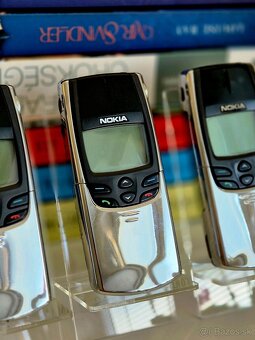 3X NOKIA 8810 CHROME - TOP STAV - 2X NOVÁ CHRÓMOVÁ BATERKA - 7