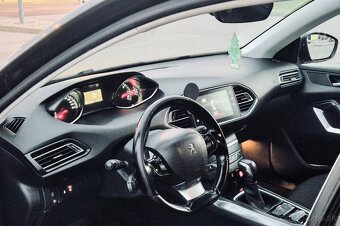 Peugeot 308SW 2.0 HDI 110kW - 7