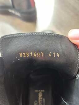 Predávam Valentino Garavani leather boots - 7