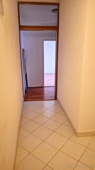 Predaj 2 izbového bytu Zvolen centrum - 7