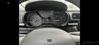 Citroen C3 puretech 1.2 / 61 kw. Top stav 45.000 km nájezd - 7
