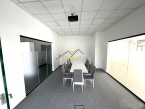 Reprezentatívny obchodno-kancelársky priestor v L. Mikuláš - 7
