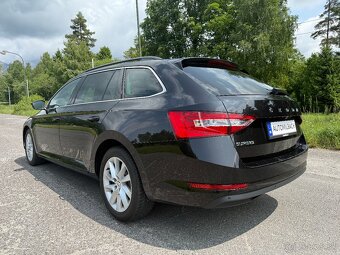 Škoda Superb Combi 2.0 TDI SCR Ambition DSG - 7