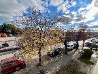 Kancelária Mlynárce, parkovanie v cene, 22 m2, klimatizácia - 7