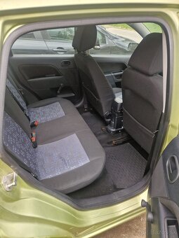 Ford Fiesta 1.4i - 7