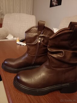 Kožené členkove čižmy - 7