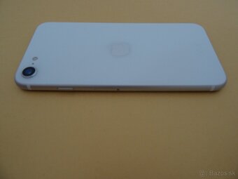 iPhone SE 2020 128GB WHITE - ZÁRUKA 1 ROK - PERFEKTNY STAV - 7