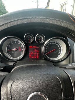 Opel Astra 1,4 Turbo 103kw - 7