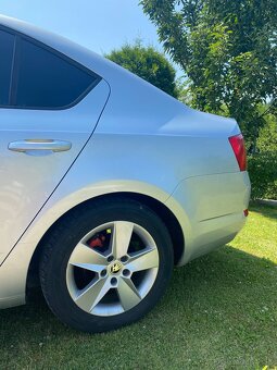 Škoda Octavia 1.6 TDI Elegance rok 2014 - 7