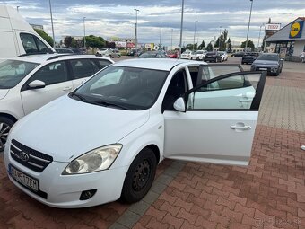 Predam kia ceed 1.4 benzin - 7