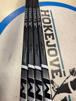 UPLNE NOVA POLOPROFI AZ PROFI HOKEJKA CCM JETSPEED LIMITED E - 7