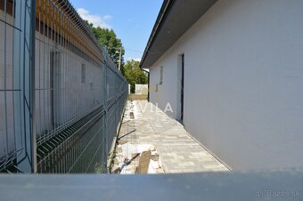 REZERVOVANÝ: skolaudovaný 4 izbový rodinný dom (B) na pozemk - 7