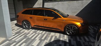 Skoda Superb Combi Sportline 2.0TDI 4x4 - 7
