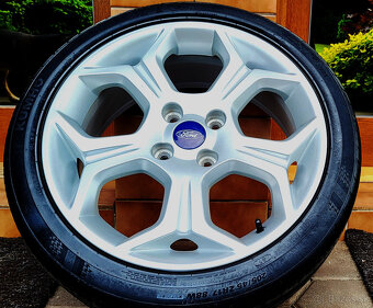 alu R17 4x108, letné pneu 205/45, orig. Ford Fiesta ST - 7