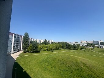 NA PREDAJ 1-izb. byt Bieloruská ul. - 7