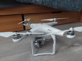 Predam dron dji phanton 3 - 7