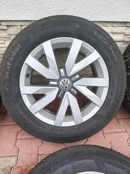 Volkswagen r16 - 7