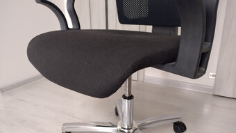 kvalitna kancelarska stolicka - 7